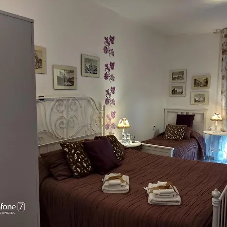 San Vitale 2* בולוניה