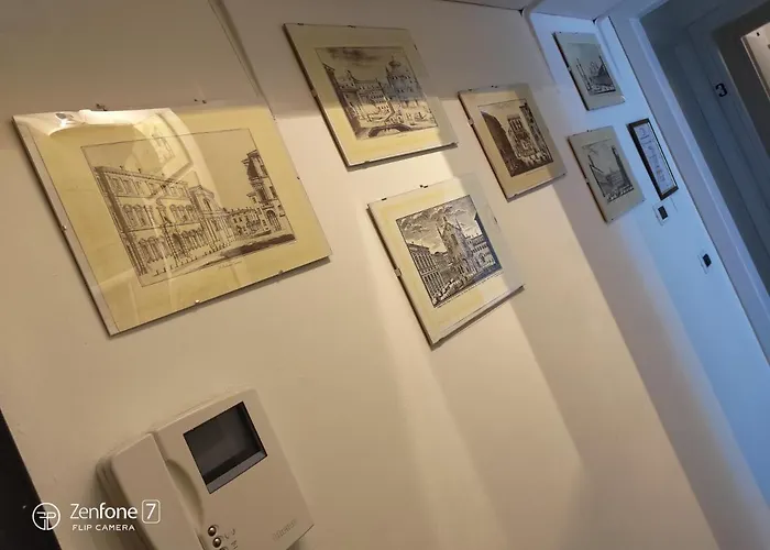 San Vitale Oda ve Kahvaltı 2*