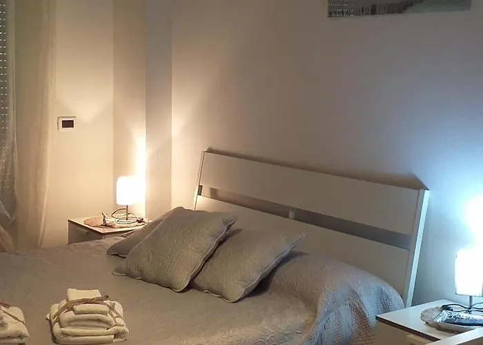 San Vitale 2* בולוניה