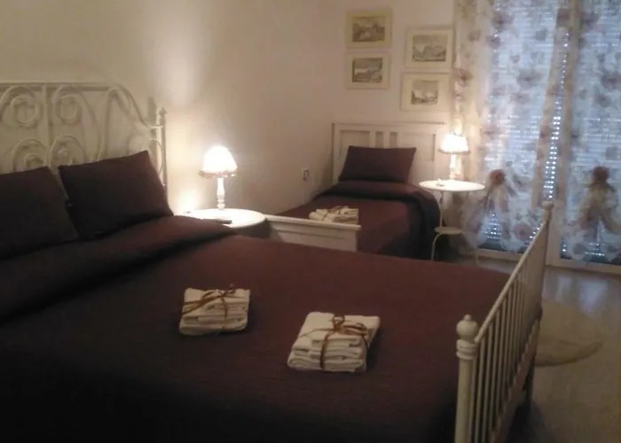 Oda ve Kahvaltı San Vitale 2*