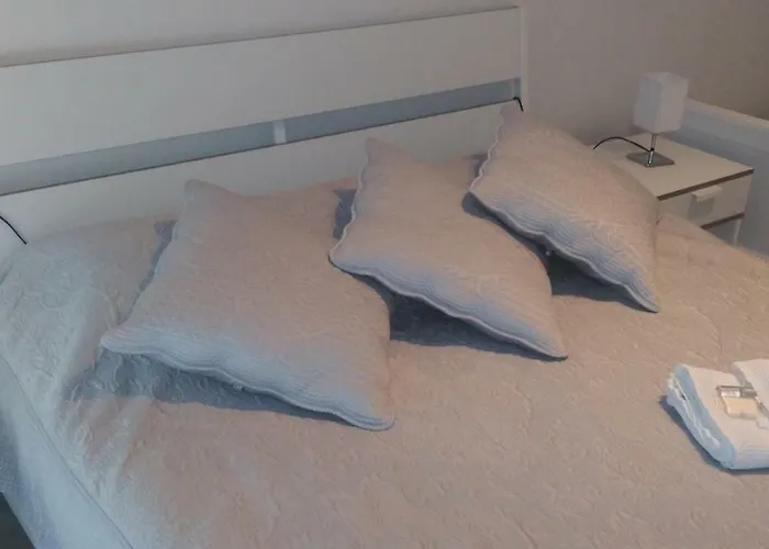 San Vitale 2* Bologna